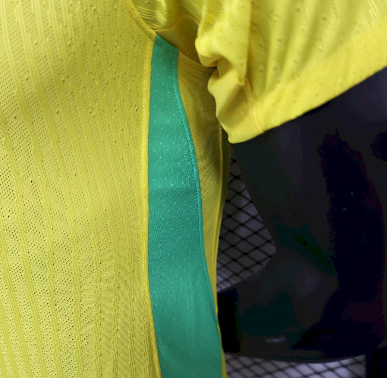 Camisa Seleção Brasileira Amarela 2024 Modelo Jogador 5 Estrelas Performance