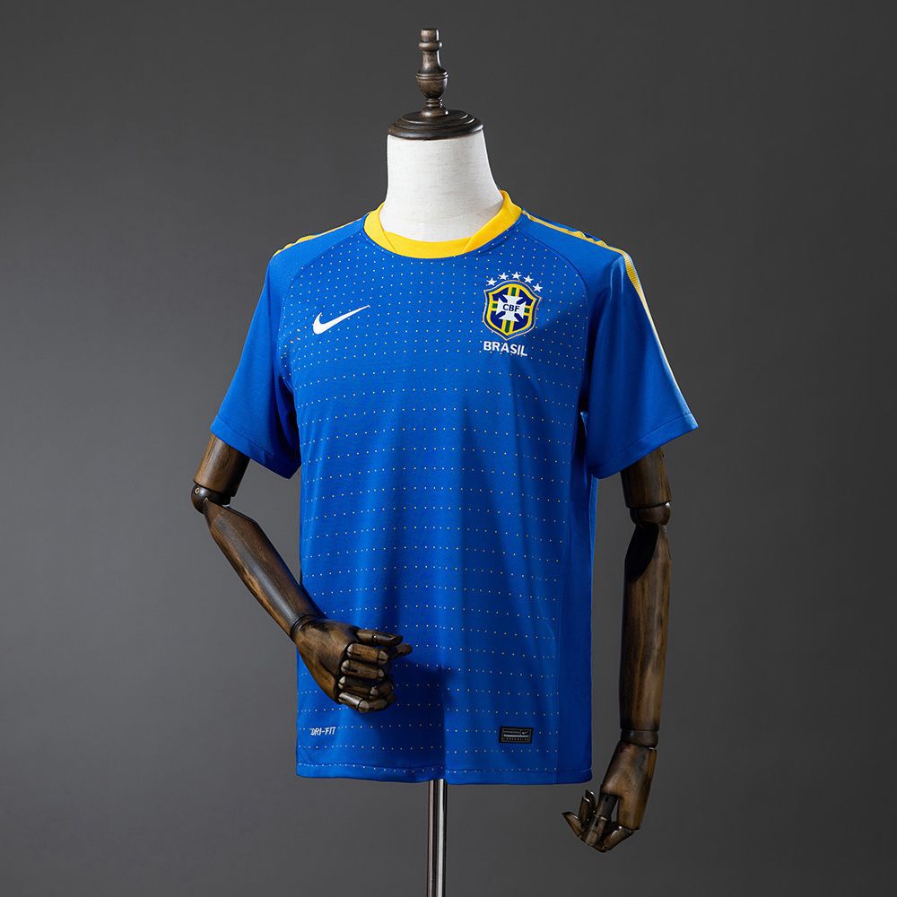 Camisa Seleção Brasileira Azul Retrô 2010 5 Estrelas Modelo Torcedor